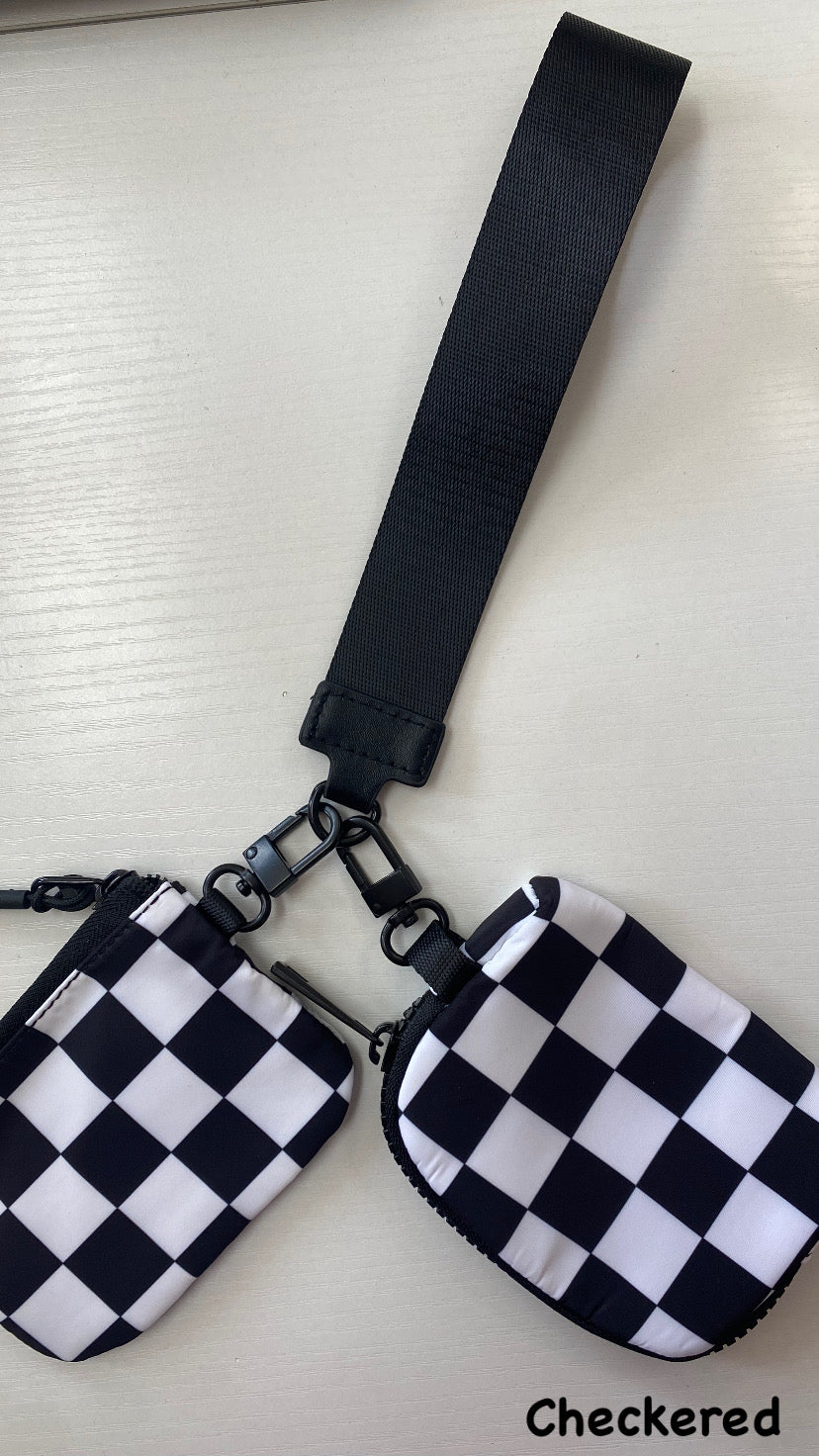 Dual wristlet pouch