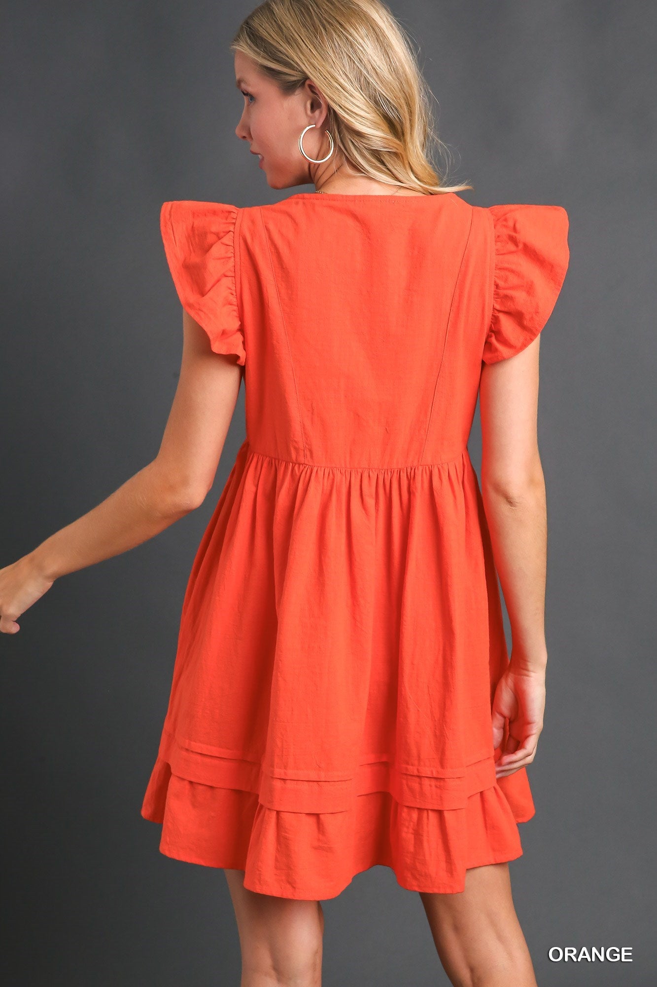 Scalloped v-neck dress