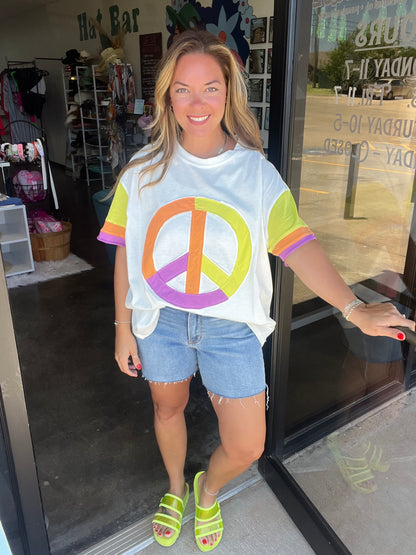 COLORBLOCK PEACE APPLIQUE OVERSIZED TOP